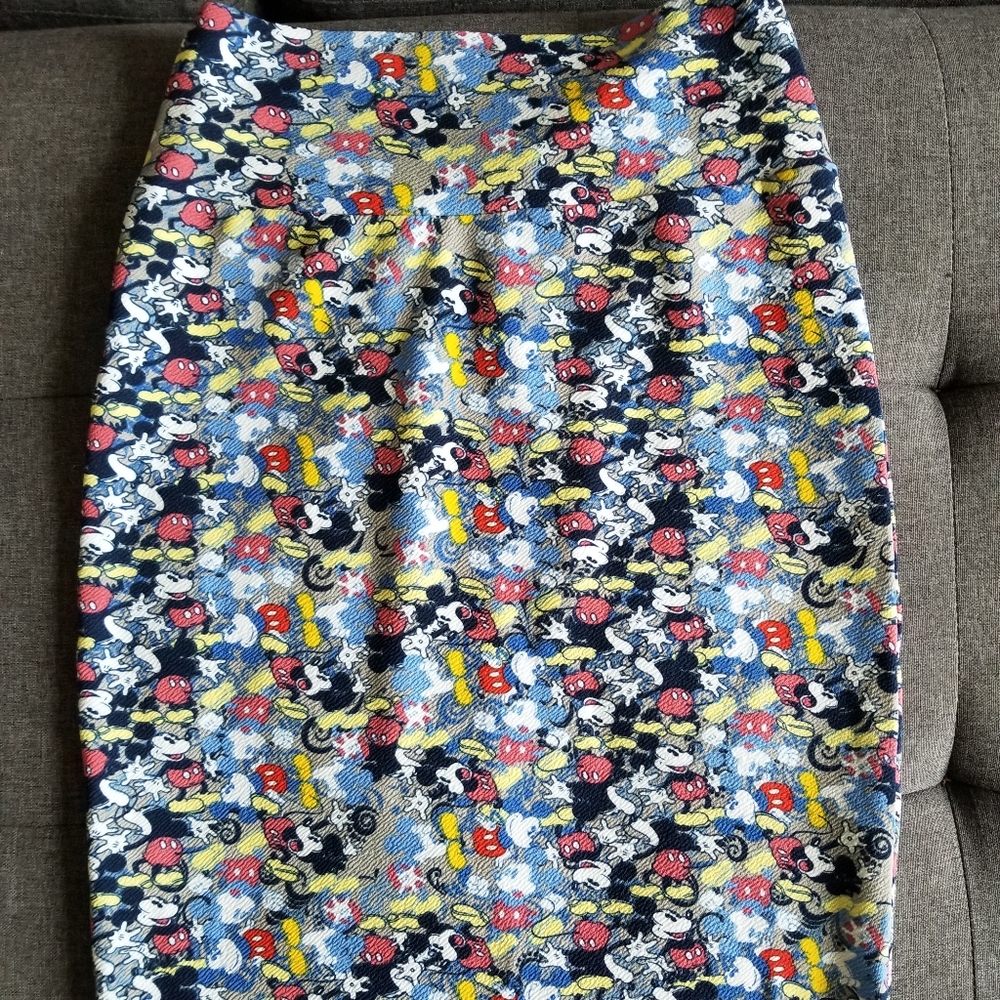 🌸 3 for $20 LuLaRoe Mickey Mouse Pencil Skirt